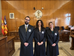 (De izquierda a derecha) Sanz, Khalifa y Arjonilla